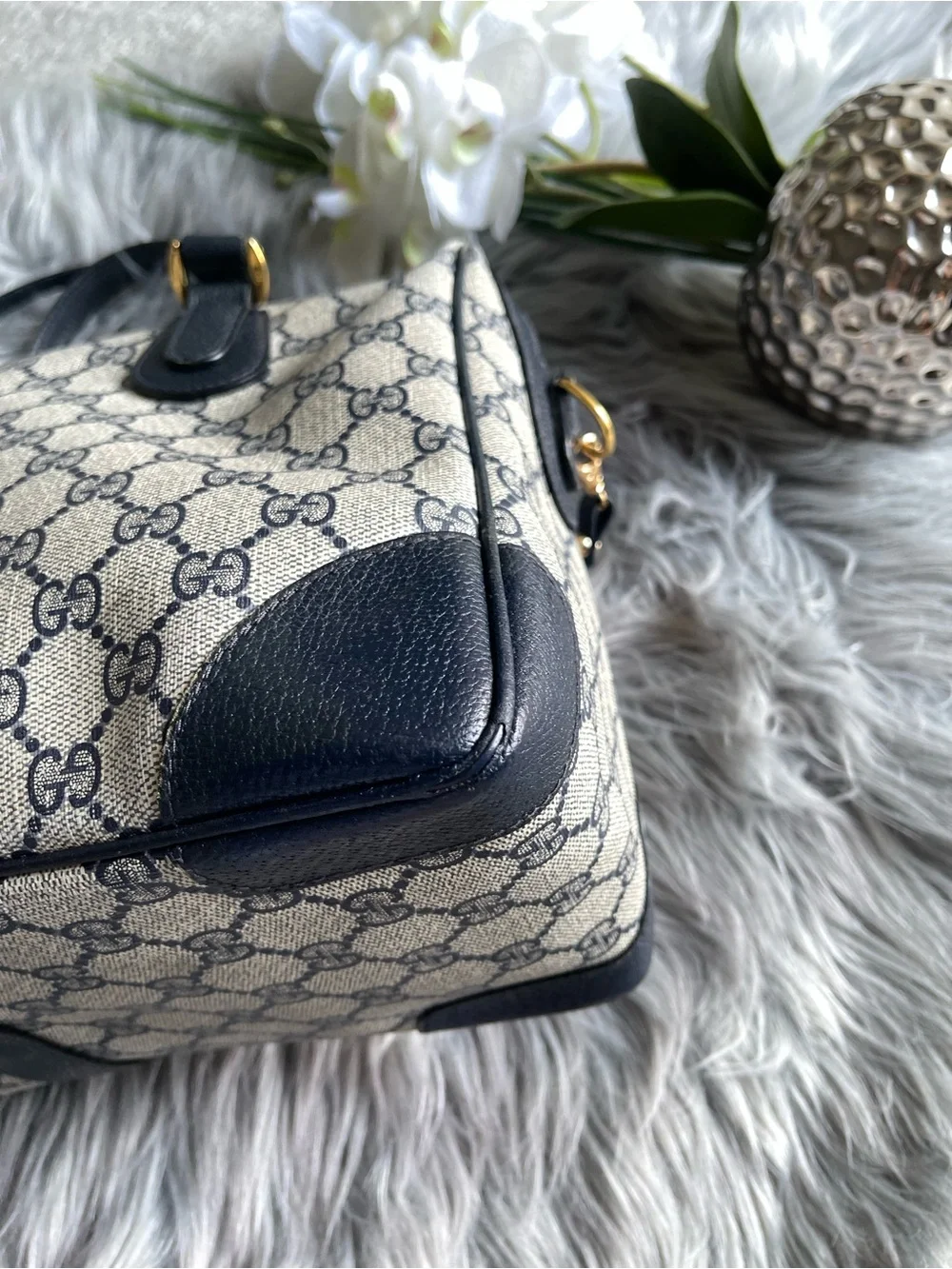 Gucci Black & Beige GG Supreme Canvas Top-Handle Satchel